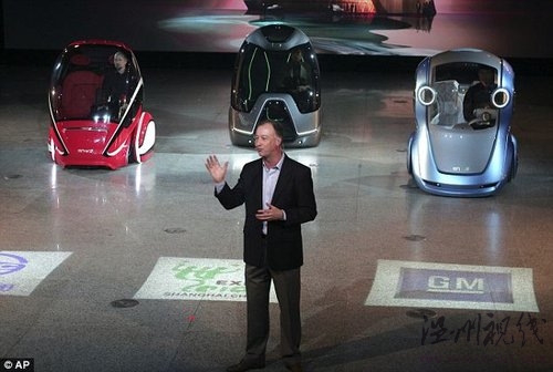 太空時(shí)代微型汽車：與車輛&ldquo;通話&rdquo;避免碰撞\"