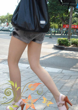 街拍美女美腿 這個夏天把美腿進行到底(美腿系列一