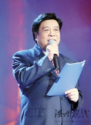 68歲趙忠祥返《動物世界》 每日錄央視三檔節(jié)目