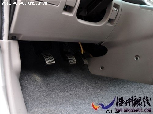 汽車之家 風(fēng)行汽車 菱智 2010款 2.4 qa 7座豪華版