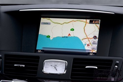 大號的G37 試駕2011款英菲尼迪-M37S 汽車之家