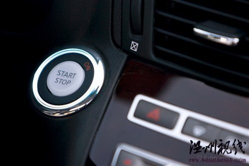 大號的G37 試駕2011款英菲尼迪-M37S 汽車之家