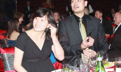 姚之隊透露姚明恢復加快 女兒或讓巨人選擇續約