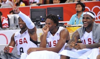 韋德帶頭召開巨頭大會 與皇帝龍王共同探討未來