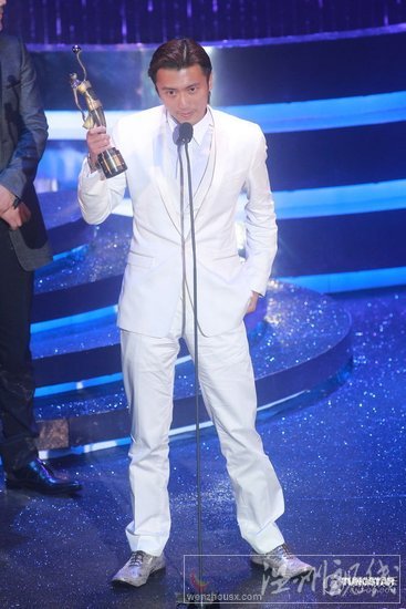 金像獎謝霆鋒劉嘉玲稱帝封后 《打擂臺》成最佳