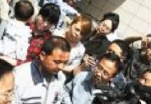 藥家鑫案原告代理人張顯：農(nóng)村人不難纏 不要帶血的