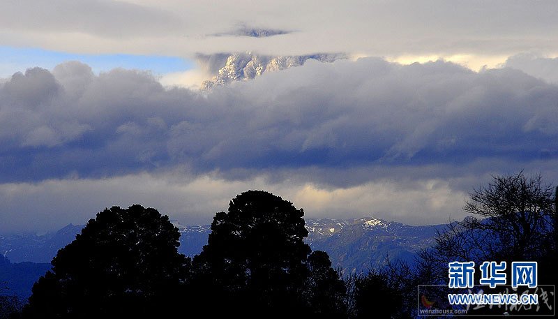 智利普耶韋火山噴發 濃煙、火山灰殃及鄰國