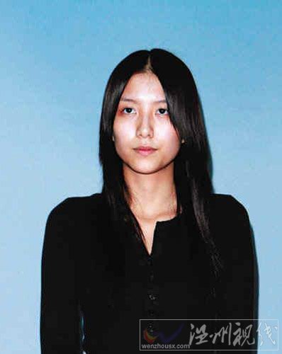 陳嘉桓遭&ldquo;狼吻&rdquo;不還擊搏出位 一夜之間爆紅