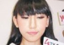 謝芷惠發誓沒和陳冠希發生性行為 兩人不穿衣服陳老