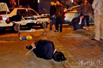 廣州警匪槍戰(zhàn) 2月20日凌晨在廣州街頭發(fā)生警匪槍戰(zhàn)匪