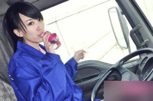 最美女司機藍領妹實際上不是司機 清純女司機藍領妹鑒定是作秀