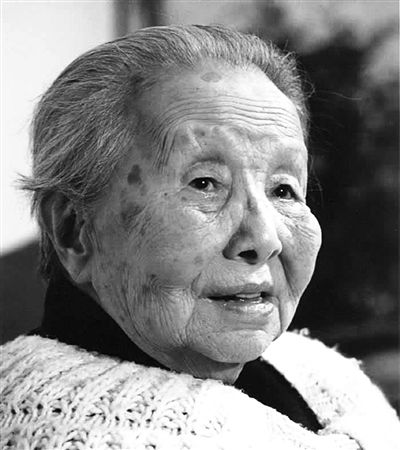 冰心前兒媳談捉奸經歷：裸女藏涼臺 小前夫40歲