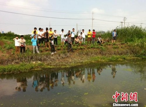 浙江慈溪河道發現6具男尸