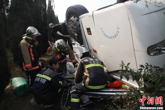 青銀高速發生重大車禍