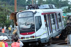 香港輕軌列車出軌 17日下午香港發生列車出軌事故