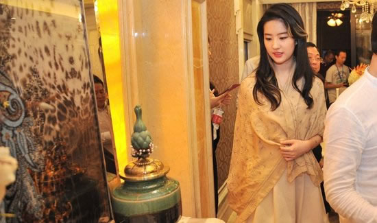 劉亦菲 萬達，劉亦菲南寧萬達