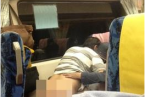 臺灣情侶列車上夸張親熱 這已經(jīng)不是親熱是公然繁殖