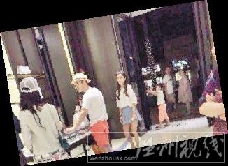 黃曉明與baby同居