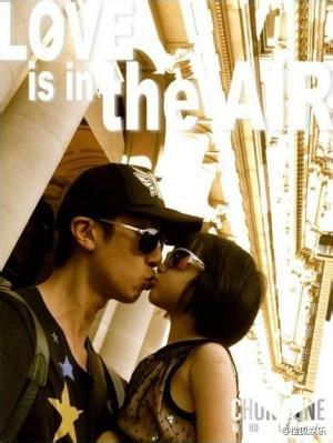 吳尊和女兒親嘴圖片