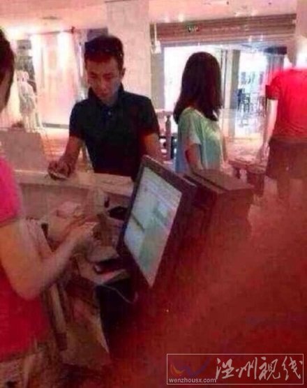 文章道歉后和姚笛逛街照片 網友造謠道德比文章高嗎