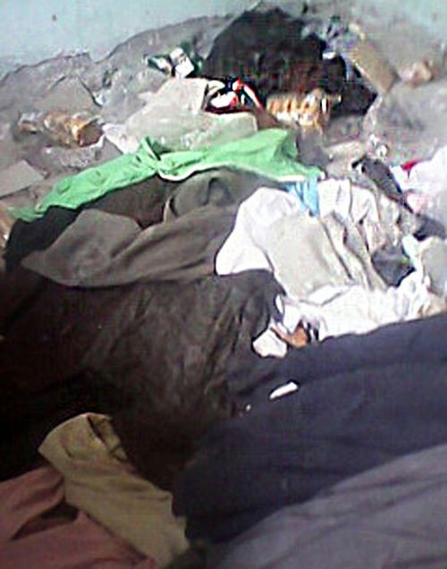 為支持四川抗震救災(zāi)的賑災(zāi)物資霉變