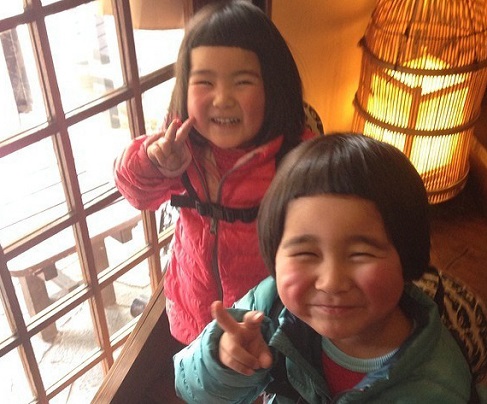 日本喜感兄妹愛笑愛賣萌