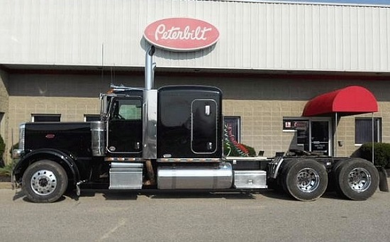 擎天柱是什么車 是美國彼得比爾特卡車