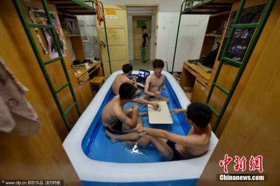 華中師范大學宿舍現避暑神器
