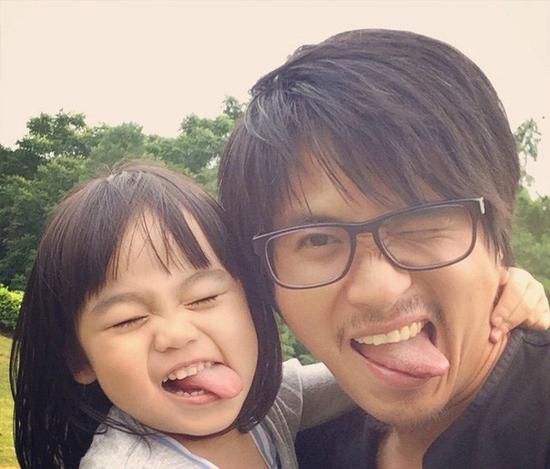 韓寒拒絕參加爸爸3因為怕坐飛機