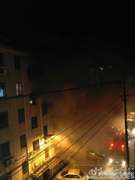 義烏勝利小區火災現場