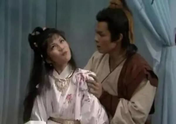 郭靖追黃蓉花了多少錢