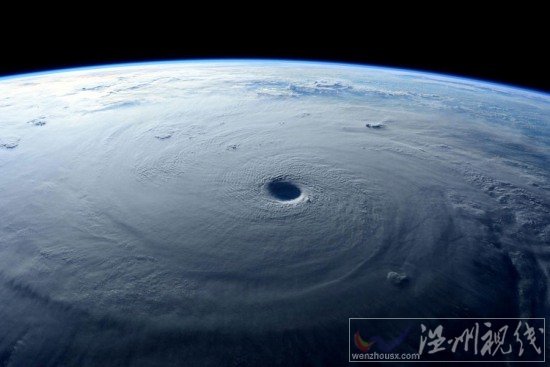 超強臺風的臺風眼