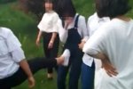 女生河邊群毆女同學 被打女生不敢還手