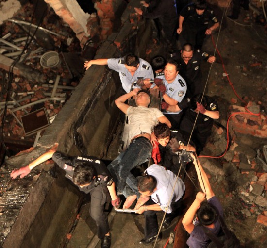 浙江溫嶺鞋廠倒塌事故