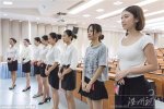 校招空姐要求素腿 空姐面試不能穿絲襪