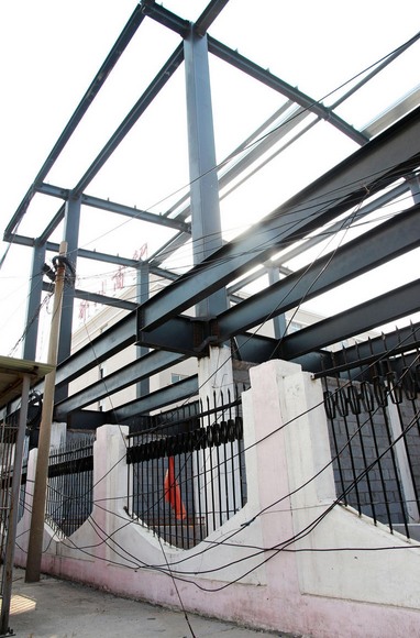 鄭州高校違章建筑