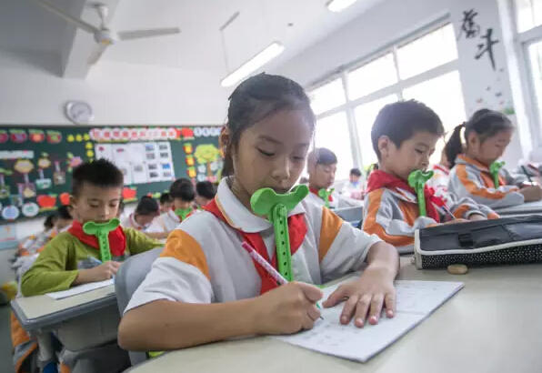 杭州濱江一小防近視神器