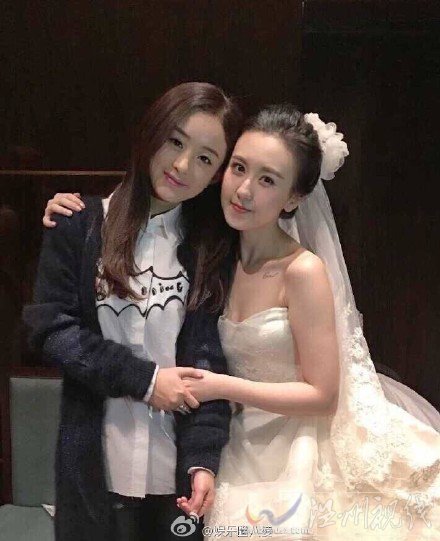 趙麗穎表妹和她的合影照片