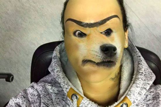 女子奇特紋眉爆紅遭網(wǎng)友惡搞