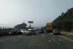 重慶繞城高速38輛車連環相撞車禍 造成2人死亡13人受