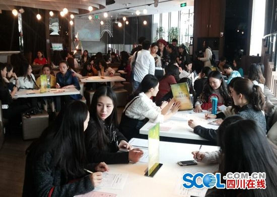 女生組團迪拜相親