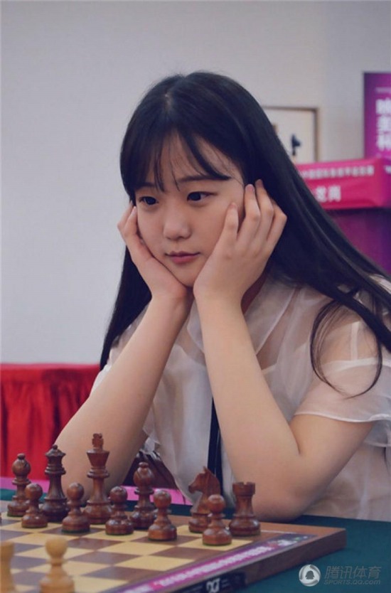 象棋美少女走紅