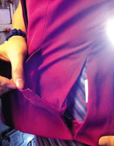 華裔男子暴打空姐