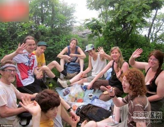 世界最怪異村莊:男女共享老婆和孩子