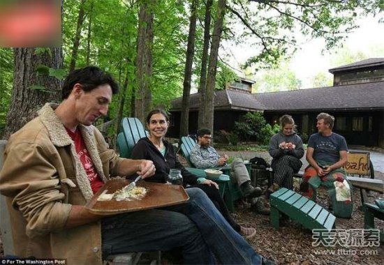 世界最怪異村莊:男女共享老婆和孩子