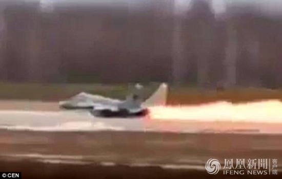 白俄羅斯戰機起火