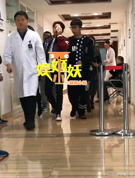 鄒市明疑突發失明