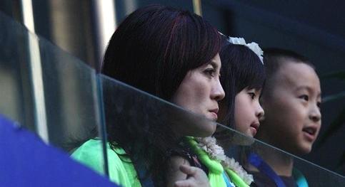 那英曬20年前合照