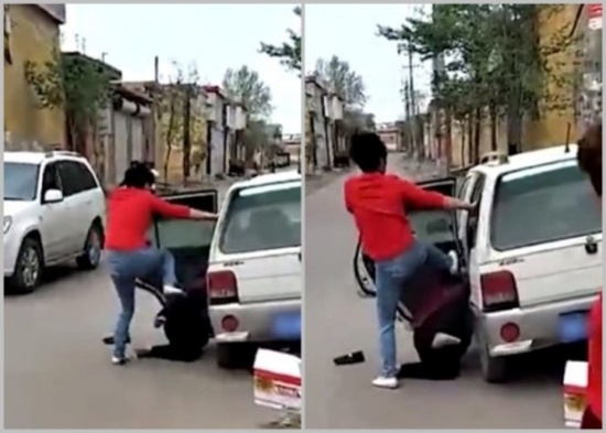 女子當(dāng)街腳踹養(yǎng)母