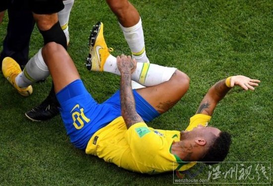 內馬爾回應被踩